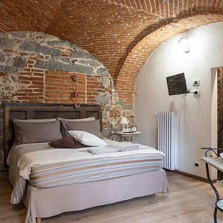 住宿加早餐酒店 Il Cortile 比耶拉